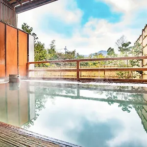 Ryokan Lalaca ***