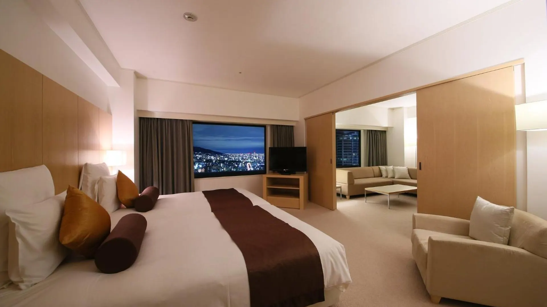 ANA Crowne Plaza Kobe, an IHG Hotel 5*, Kobe